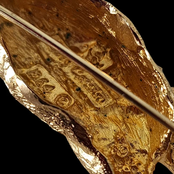 Vintage Oleg Cassini 1964 brooch peacock rhinestones and faux pearl gold  A0033 - Picture 11 of 16